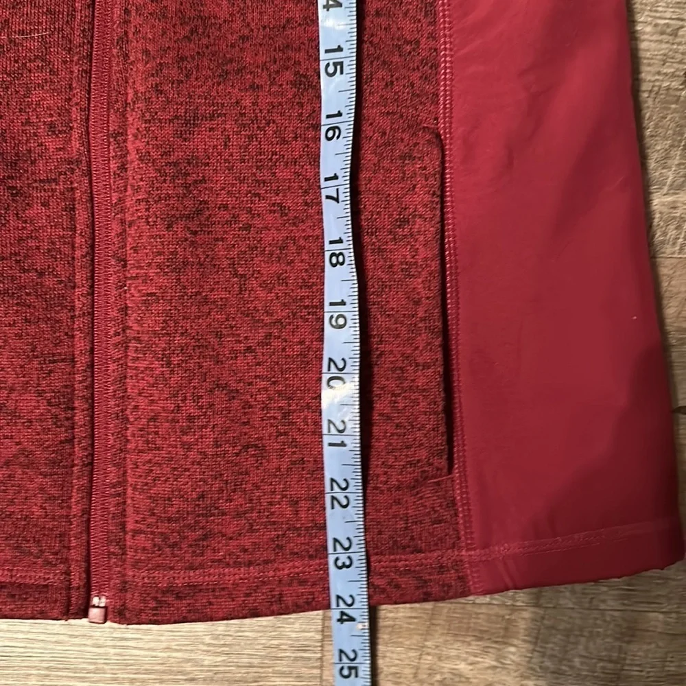 G. H. Bass & Co women’s fleece vest size S